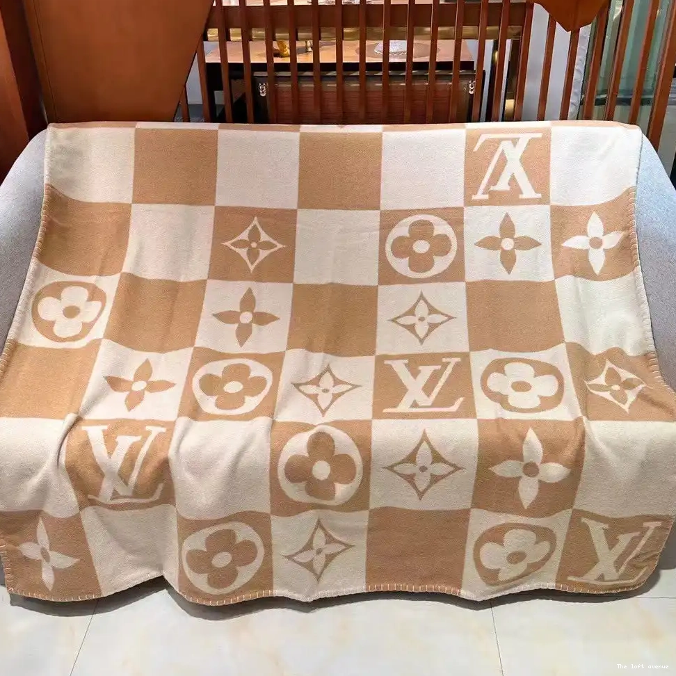 BLANKET THROW BROWN CHECKERED CUSTOM 0522